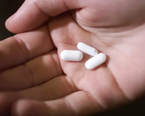 Daily Aspirin Shows ‘Huge Effect’ in Reducing Bowel Cancer Recurrence, Trial Finds